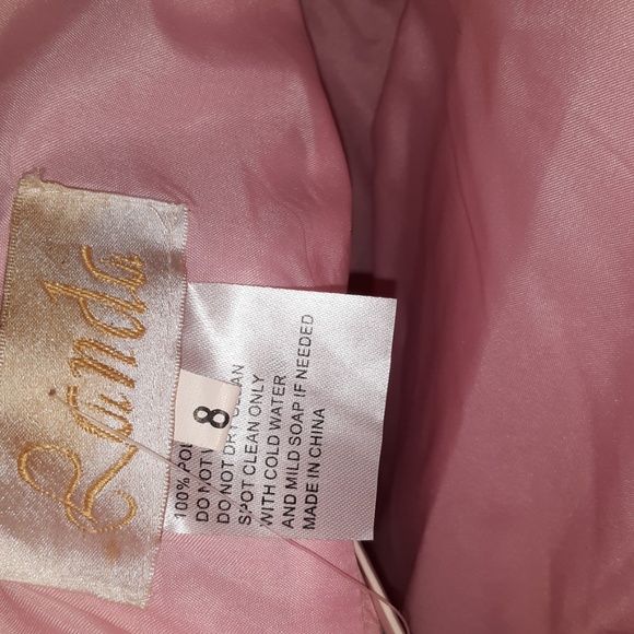 DRESS 1 - Picture 2 of 3